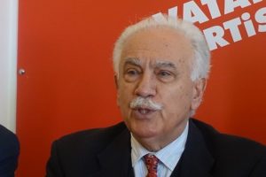 Perin&ccedil;ek'ten Macron'a mektup: Soykırım yalanından vazge&ccedil;in