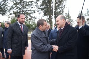 Bakan Soylu'dan Denktaş ailesine taziye ziyareti