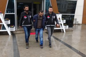 &Ccedil;aldığı TIR dorsesini hurdacıya kilo ile satmış