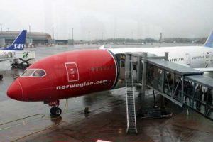 Norve&ccedil; u&ccedil;ağında bomba paniği!