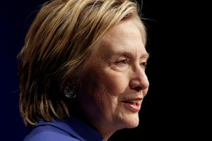 Hillary Clinton: ABD'nin INF'den &ccedil;ıkma kararı Putin'e hediye