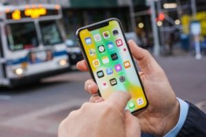 iPhone X yeniden satışa sunuldu!