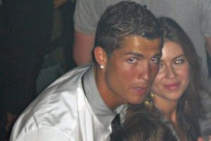 Ronaldo'nun annesi tecav&uuml;z iddiasıyla ilgili konuştu