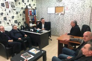 Bursa Gemlik Belediye Başkanı Yılmaz'dan muhtarlara ziyaret