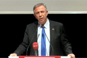 Mansur Yavaş, CHP ve İYİ Partili kadınlarla bir araya geldi