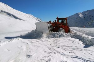 51 köyün yolu kardan kapandı