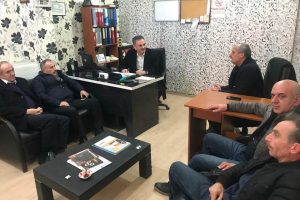 Bursa Gemlik Belediye Başkanı Yılmaz, esnaf ziyaretlerine devam ediyor