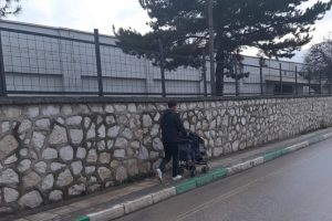 Bursa'da bebek arabalı hırsız yakalandı