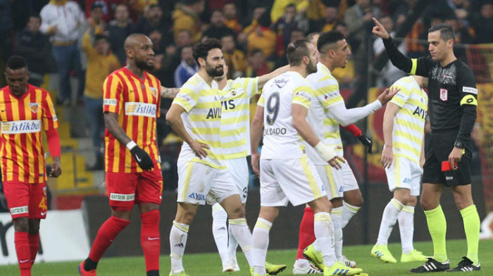 Fenerbahçe'nin serisi Kayserispor deplasmanında bitti
