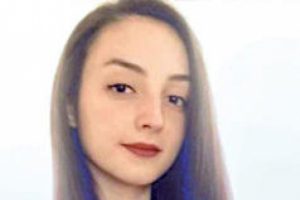 Kartal'daki apartman faciasında &ouml;len Şevval, duvakla uğurlandı