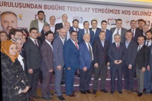 AK Parti'den Bursa'da birlik ve beraberlik yemeği