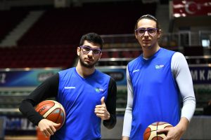 TOFAŞ basketbol takımı 'Epilepsi İçin Bak'tı