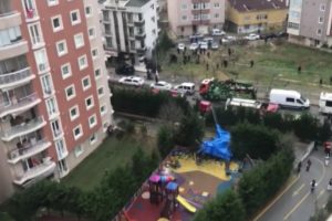 Canları pahasına faciayı &ouml;nlediler