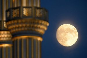 Fransa'da kadın-erkek karışık, eşcinsellere kapıları a&ccedil;ık, kadın imamlı cami projesi
