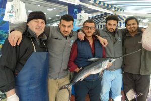Bursa'da kılıç balığına yoğun ilgi