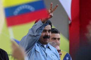 Maduro Trump'ın tehditlerine karşı dünyadan destek istedi