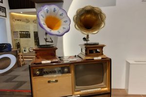 200 yıllık gramofonların yer aldığı müzeye yoğun ilgi