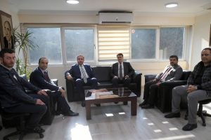 Bursa Osmangazi Belediye Başkanı D&uuml;ndar'dan MHP'ye ziyaret