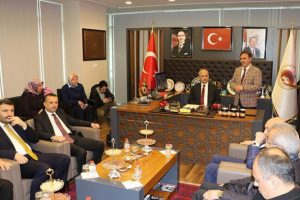 Bakan Turhan: Yıkıcı faaliyette bulunan sitelere karşı gerekli tedbirleri alıyoruz