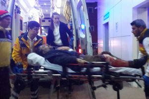 Bor&ccedil;-alacak tartışmasında bacağından tabancayla vuruldu