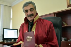 12 yılda 30 bin &ccedil;iftin nikahını kıydı