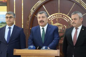 Bakan Koca: "Fırsat&ccedil;ılık yapanlara izin vermeyeceğiz"