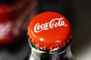 Coca Cola hisseleri son 10 yılın en d&uuml;ş&uuml;k seviyesinde