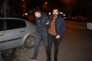 Kapıdaki ayak izinden yakalandılar