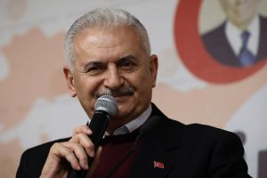 Yıldırım: 'İstanbul'da trafik sorununu &ccedil;&ouml;zerim'