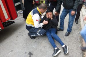Yeniden bir araya geldiği kadının evini yaktı
