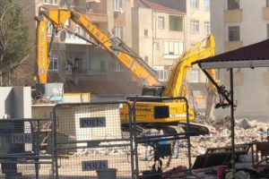 Kartal'da riskli binaların tahliyesi s&uuml;r&uuml;yor