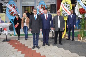 İYİ Partili Parlak se&ccedil;im b&uuml;rosu a&ccedil;tı