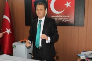Ağır yaralanan polis m&uuml;d&uuml;r&uuml; hayatını kaybetti