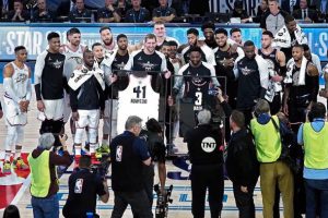 NBA All-Star ma&ccedil;ını James'in takımı kazandı