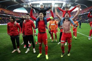 Kayserispor'un ligde bileği b&uuml;k&uuml;lm&uuml;yor