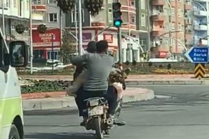 G&ouml;renler inanamadı! 2 kişinin arasında...