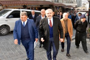 AK Partili &Uuml;nal'dan 'tanzim satış' eleştirilerine yanıt