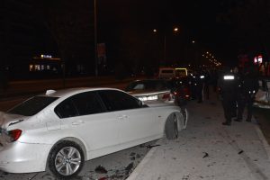 Ortalığı savaş alanına &ccedil;evirdi! 2 yaralı