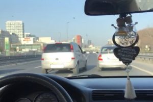 İnat&ccedil;ı s&uuml;r&uuml;c&uuml;ler trafiğe birbirine kattı