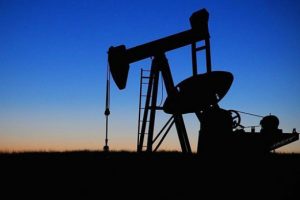 Petrol&uuml;n varili 66,40 dolar oldu