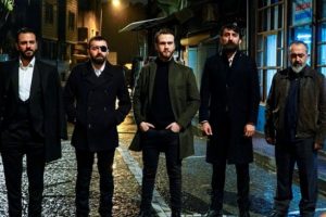 &Ccedil;ukur'dan etkilenip soyadlarını değiştirdiler