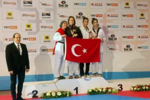 Bursa Osmangazili taekwondocudan bronz madalya