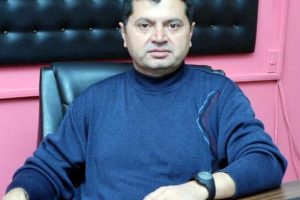 Okul m&uuml;d&uuml;r&uuml;ne makamında pompalı t&uuml;fekli saldırı