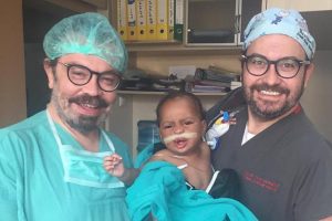 Somalili bebek T&uuml;rkiye'de şifa buldu