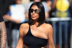 Kardashian'dan olay yaratan 'g&uuml;naydın' pozu