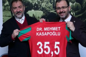 Bakan Kasapoğlu'ndan Karşıyaka'ya ziyaret