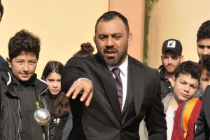 Hamza Yerlikaya, İzmit'te gen&ccedil;lerle buluştu