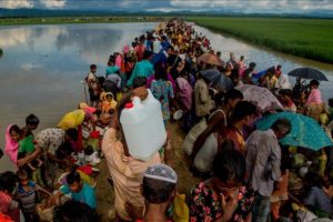 'Malezya Arakan'da insanlık su&ccedil;u işleyenlerin UCM'de yargılanmasını istiyor'