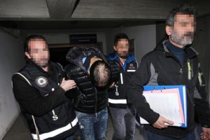 30 kadının g&ouml;r&uuml;nt&uuml;leri &ccedil;ıktı... Bin 150 kadına satmış