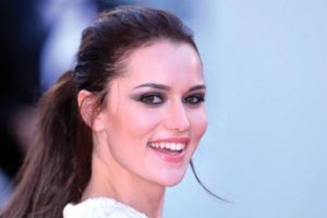 D&uuml;nyanın en g&uuml;zel 30 kadını arasında